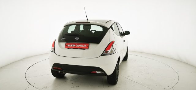LANCIA Ypsilon usata, con Airbag testa