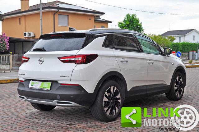OPEL Grandland X usata, con Alzacristalli elettrici