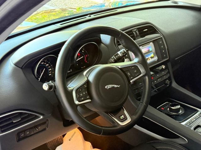 JAGUAR F-Pace usata 7