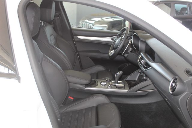ALFA ROMEO Stelvio usata, con Cerchi in lega