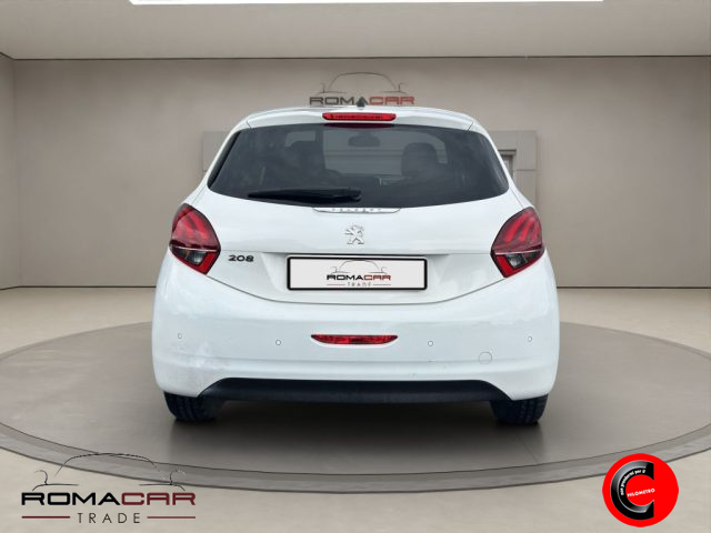 PEUGEOT 208 usata, con Autoradio