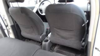 TOYOTA Yaris usata 74
