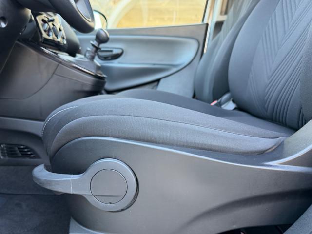 LANCIA Ypsilon usata, con Isofix