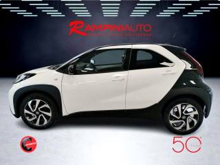TOYOTA Aygo X usata 10