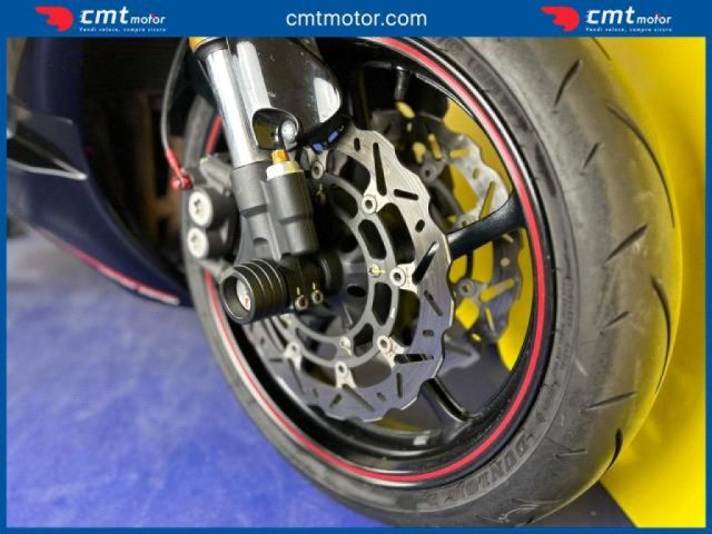 YAMAHA YZF R6 usata 4