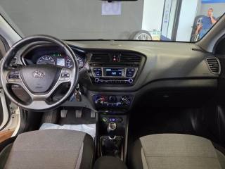 HYUNDAI i20 usata, con Bluetooth