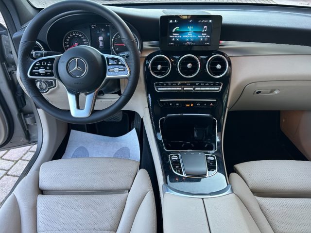 MERCEDES-BENZ GLC 220 usata, con Cronologia tagliandi