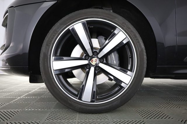 PORSCHE Macan usata 15