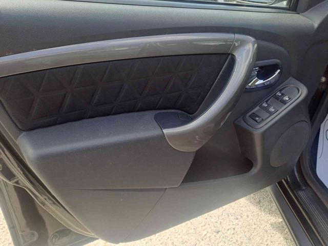 DACIA Duster usata 31