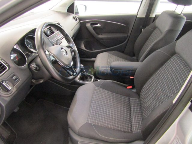 VOLKSWAGEN Polo usata, con Autoradio