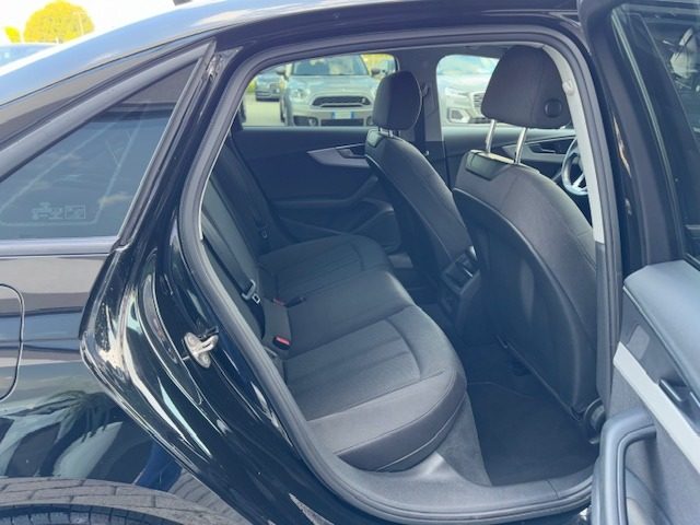 AUDI A4 usata, con Controllo trazione