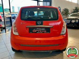 LANCIA Ypsilon usata, con Autoradio