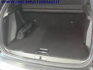 PEUGEOT 2008 usata, con Autoradio