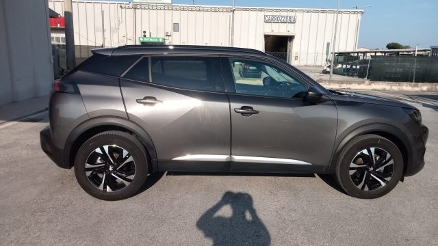 PEUGEOT 2008 usata, con Autoradio