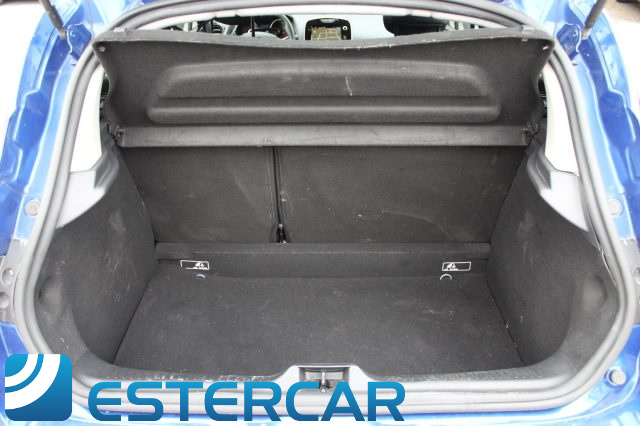 RENAULT Clio usata, con Servosterzo