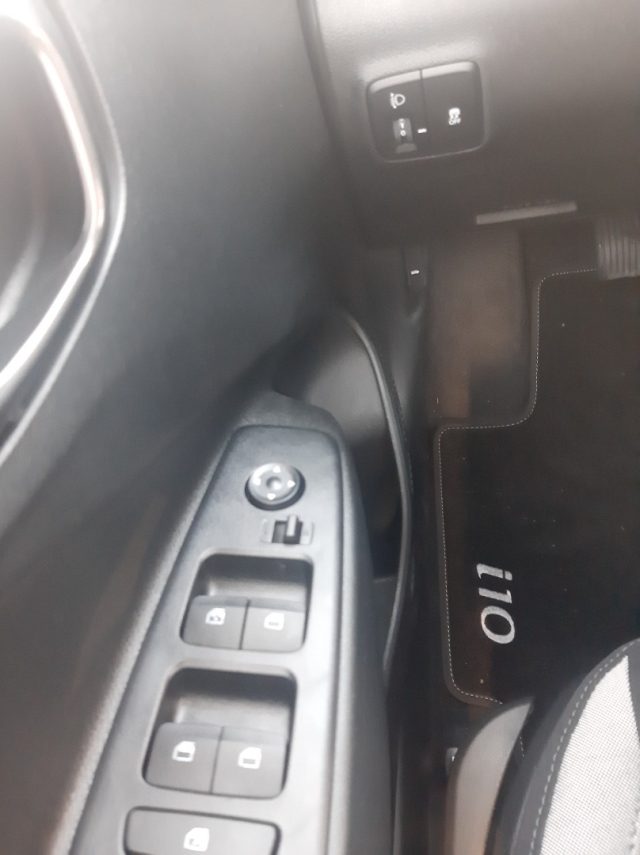 HYUNDAI i10 usata, con Isofix