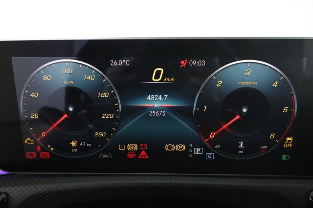 MERCEDES-BENZ CLA usata 6