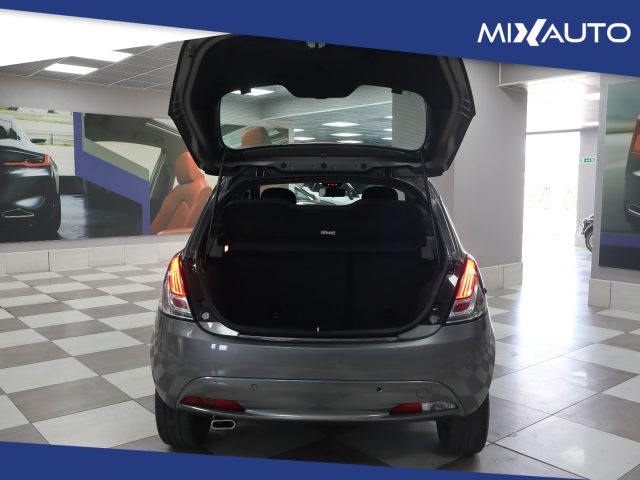LANCIA Ypsilon usata, con Boardcomputer