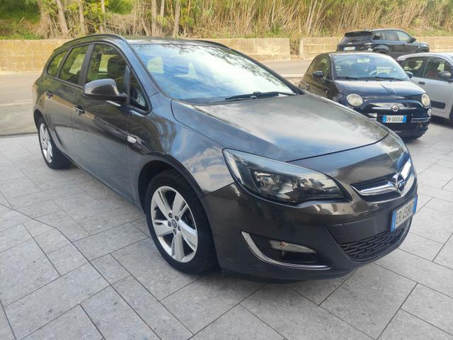 OPEL Astra usata, con ABS