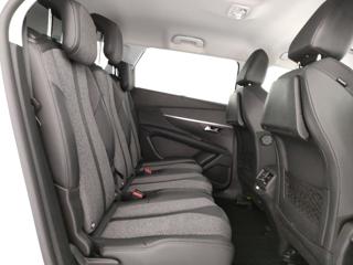 PEUGEOT 5008 usata, con USB