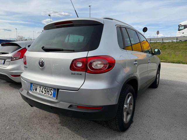 VOLKSWAGEN Tiguan usata, con Airbag laterali