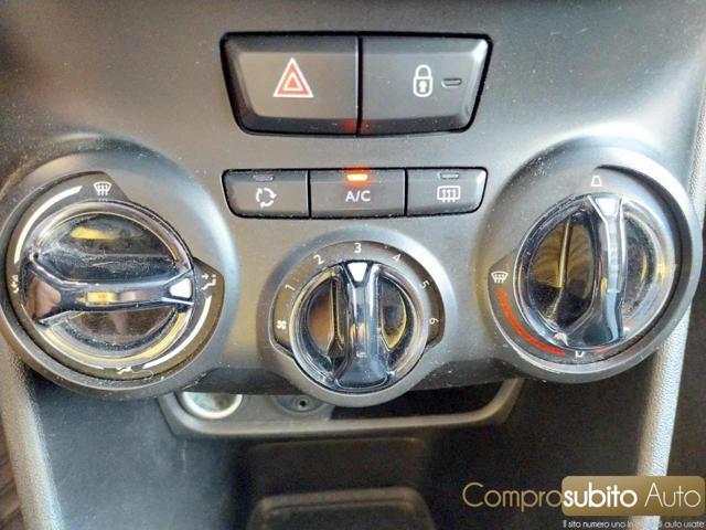 PEUGEOT 208 usata 17
