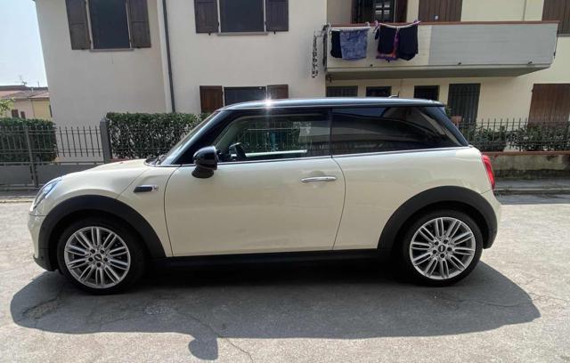 MINI Cooper D usata 16