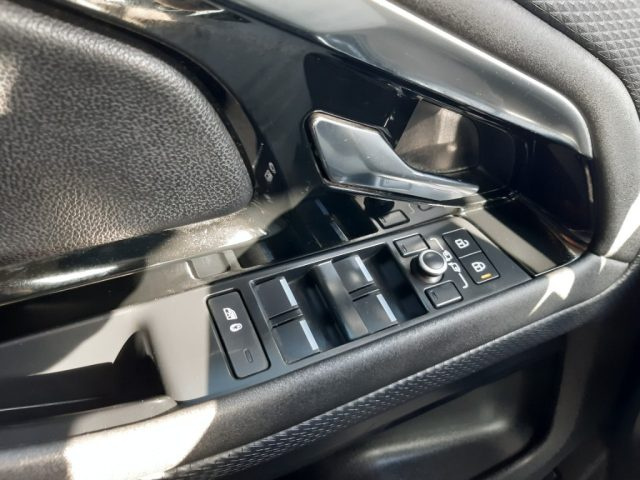 LAND ROVER Range Rover Evoque usata, con Luci diurne LED