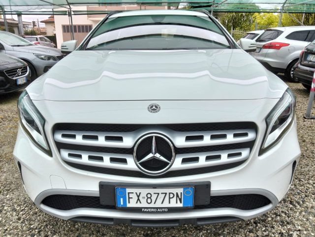 MERCEDES-BENZ GLA 180 usata, con Airbag
