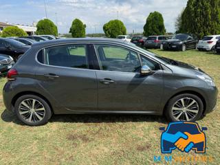 PEUGEOT 208 usata, con Airbag Passeggero