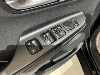 HYUNDAI Kona usata, con Servosterzo