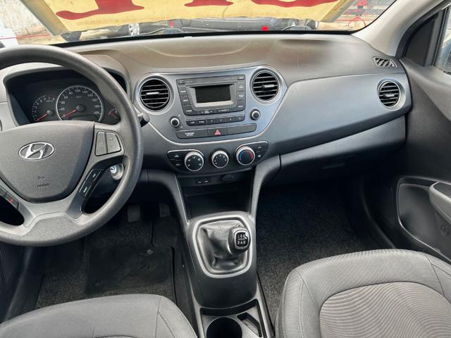 HYUNDAI i10 usata, con Controllo trazione