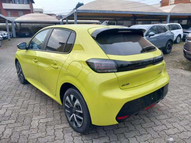 PEUGEOT 208 usata, con Autoradio