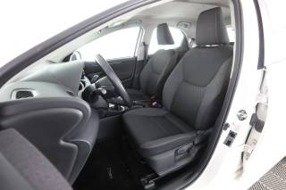 TOYOTA Yaris usata 2