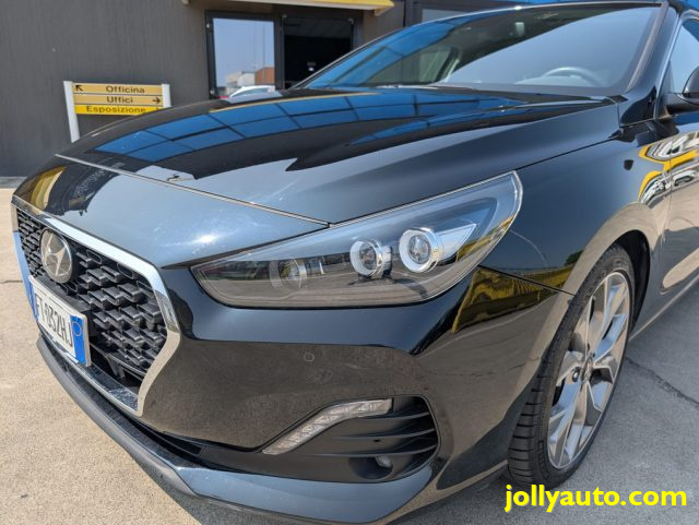 HYUNDAI i30 usata, con Fari LED
