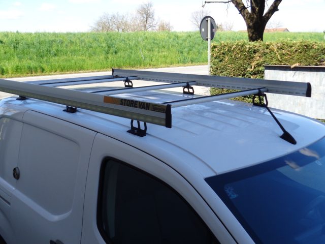 OPEL Combo usata, con Fendinebbia