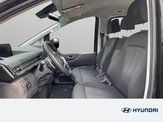 HYUNDAI Staria usata, con Controllo automatico clima