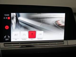 VOLKSWAGEN Golf usata, con Controllo automatico clima