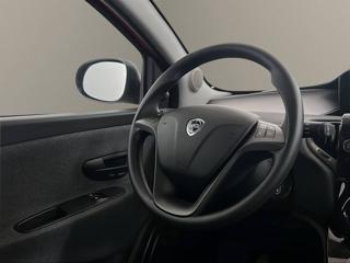 LANCIA Ypsilon usata, con Volante multifunzione