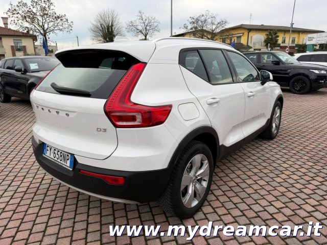 VOLVO XC40 usata, con Specchietti laterali elettrici