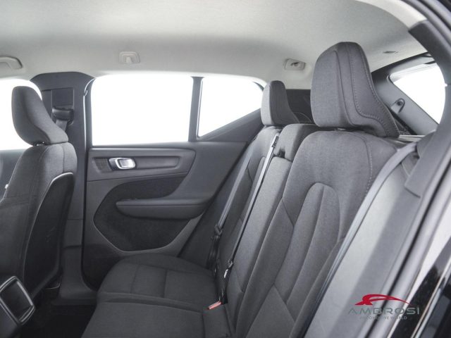 VOLVO XC40 usata 9