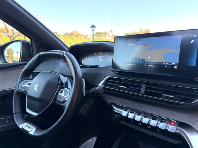 PEUGEOT 3008 usata, con Sedile posteriore sdoppiato