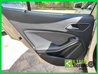 MERCEDES-BENZ GLA 200 usata, con Sensore di luce