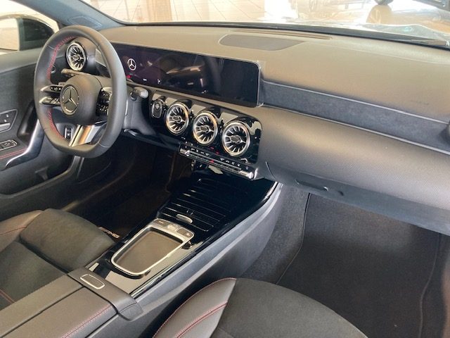 MERCEDES-BENZ A 250 usata, con Cruise Control
