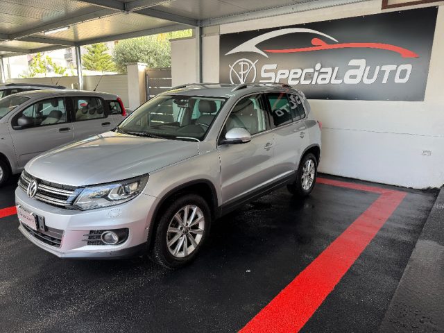 VOLKSWAGEN Tiguan usata, con Airbag laterali