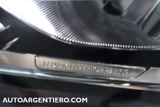 MERCEDES-BENZ GLA 200 usata, con Volante multifunzione