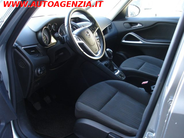 OPEL Zafira Tourer usata 9