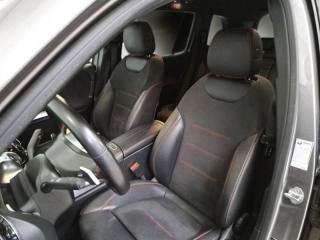 MERCEDES-BENZ GLB 200 usata, con Climatizzatore