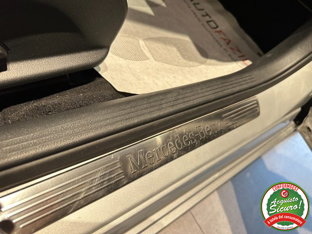 MERCEDES-BENZ C 180 usata, con Vetri oscurati