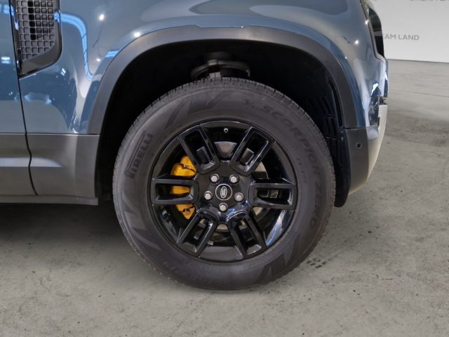 LAND ROVER Defender usata, con Climatizzatore